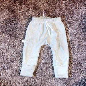 Childhoods clothing 6-12 months